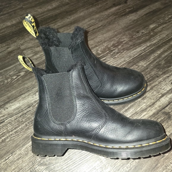 Dr. Martens 2976 Faux Fur Lined Chelsea Boots Sz 8 (7 Mens) - Picture 4 of 11